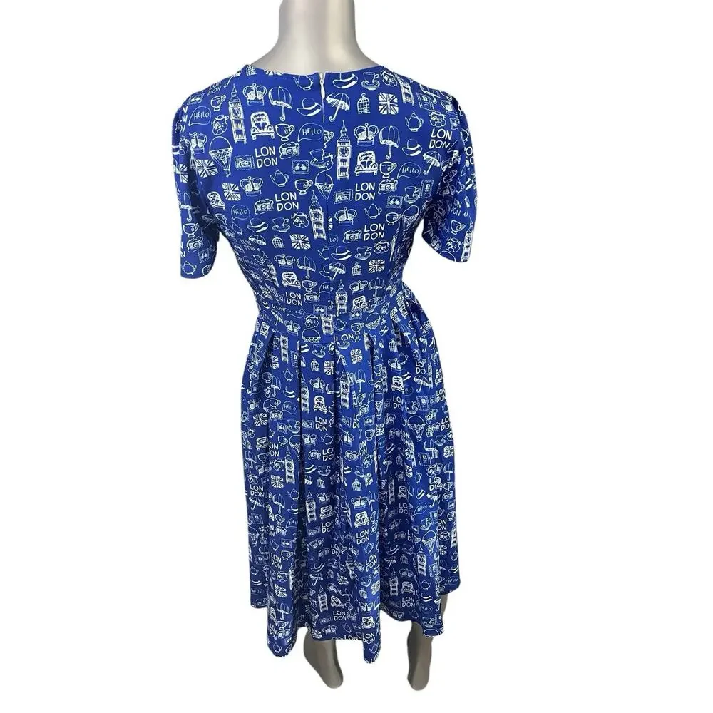 Blue White London Dress Short Sleeve Fit And Flare Midi Small Artsy All Over
